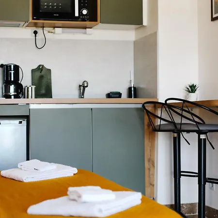 Avec Parking Vue Sur La Cite De