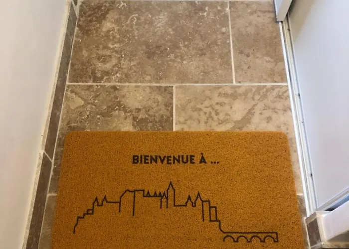 Avec Parking Vue Sur La Cité De Appartement *