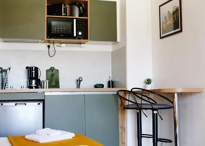 Appartement Avec Parking Vue Sur La Cité De