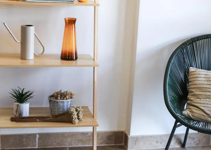 Avec Parking Vue Sur La Cité De